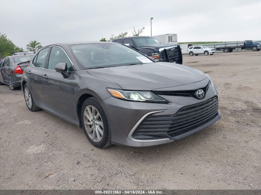 2021 TOYOTA CAMRY LE