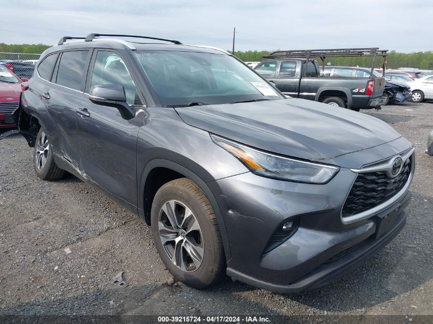 2023 TOYOTA HIGHLANDER XLE