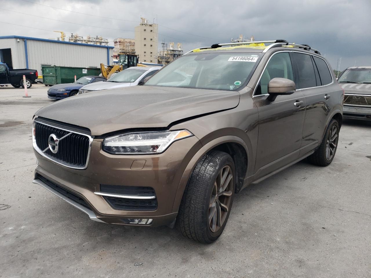 2017 VOLVO XC90 T6