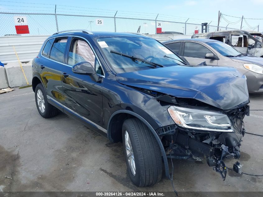 2016 VOLKSWAGEN TOUAREG VR6 SPORT