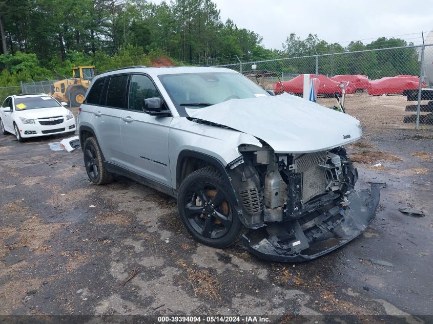 2022 JEEP GRAND CHEROKEE LAREDO