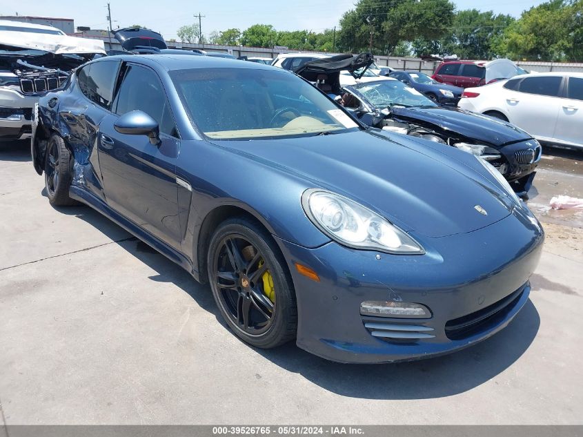 2012 PORSCHE PANAMERA 4