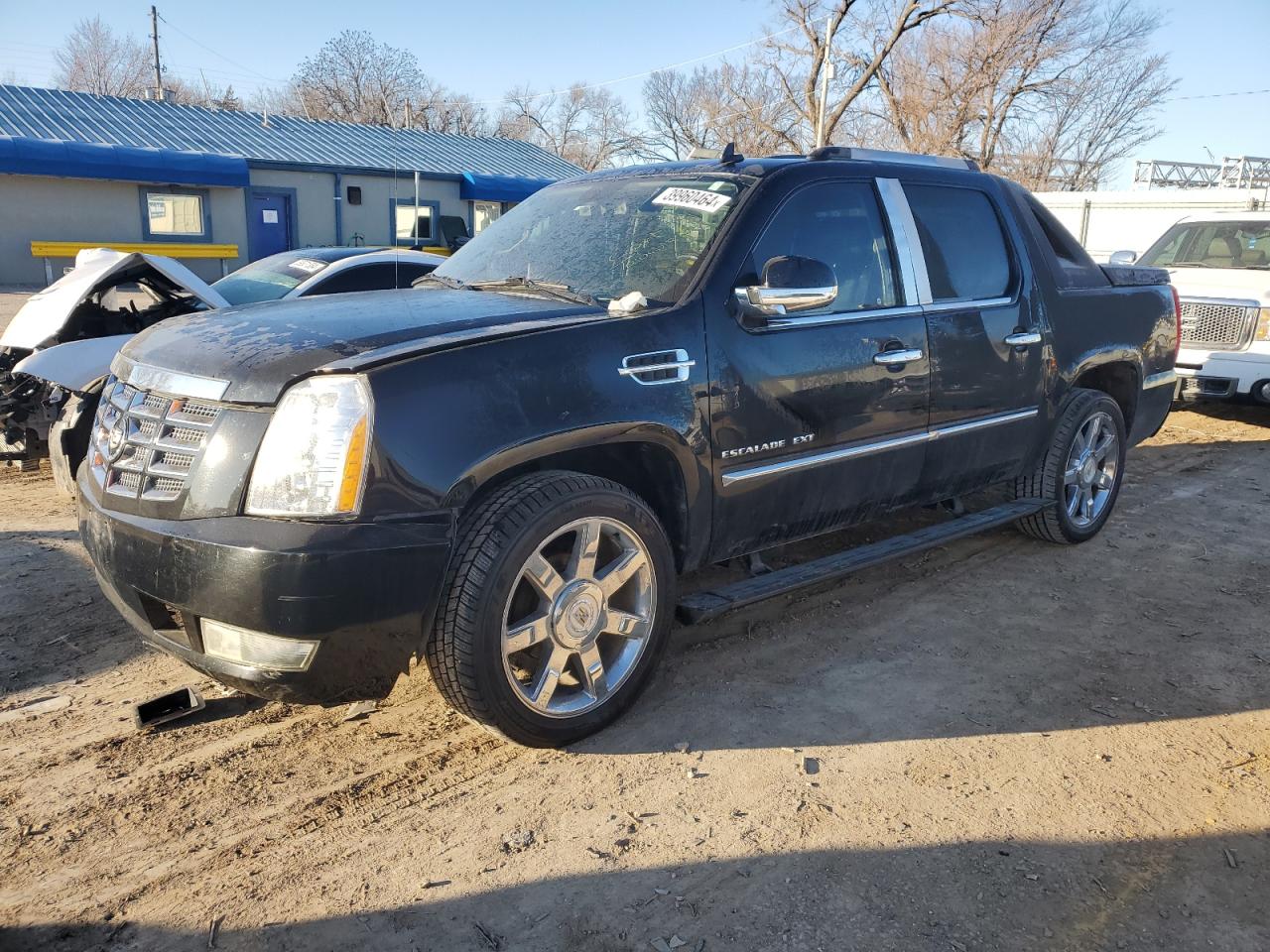 2011 CADILLAC ESCALADE EXT PREMIUM