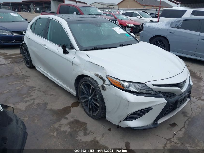 2019 TOYOTA CAMRY XSE