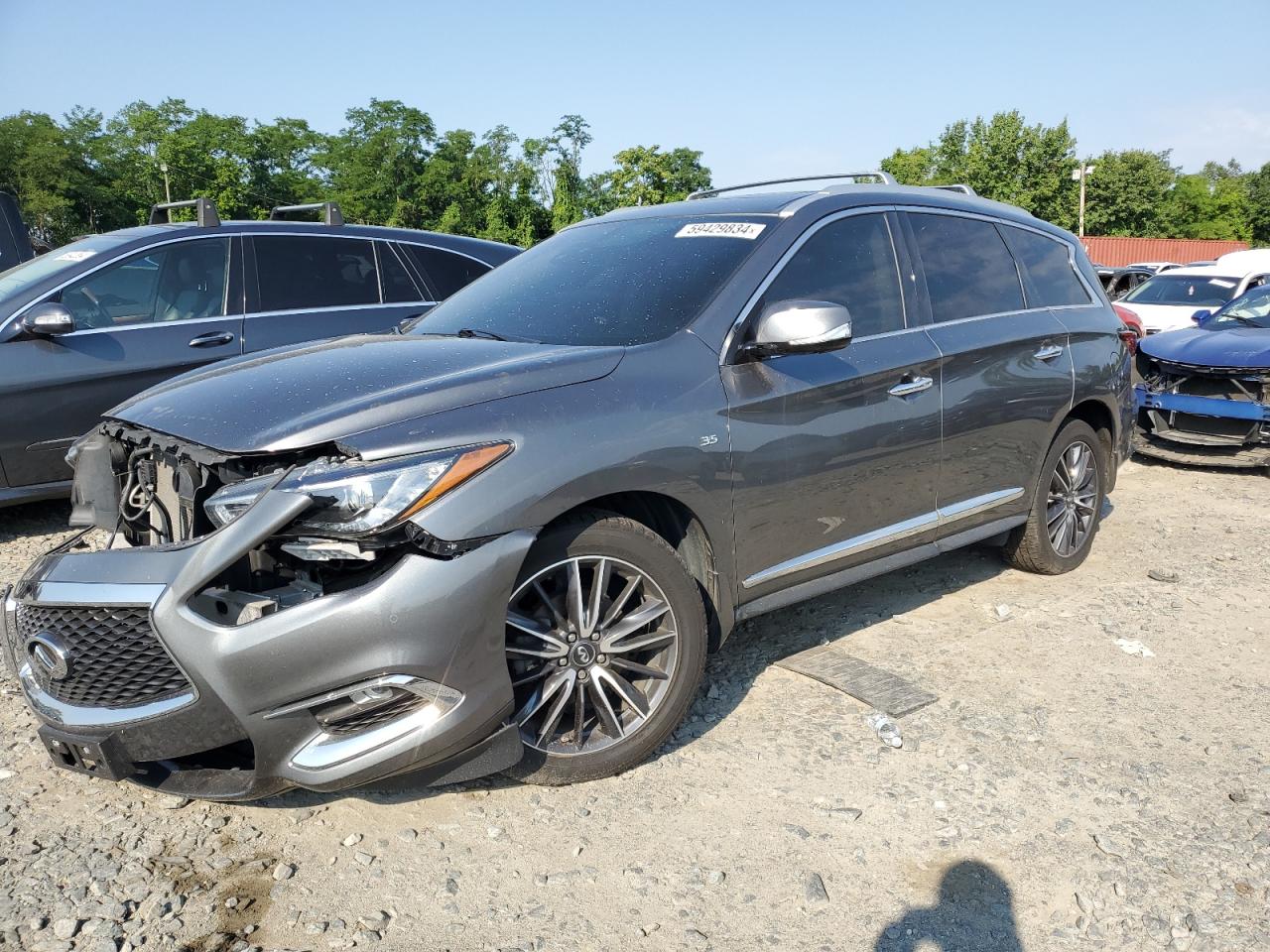 2019 INFINITI QX60 LUXE