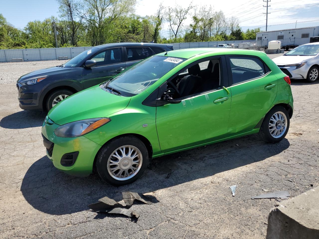 2012 MAZDA MAZDA2