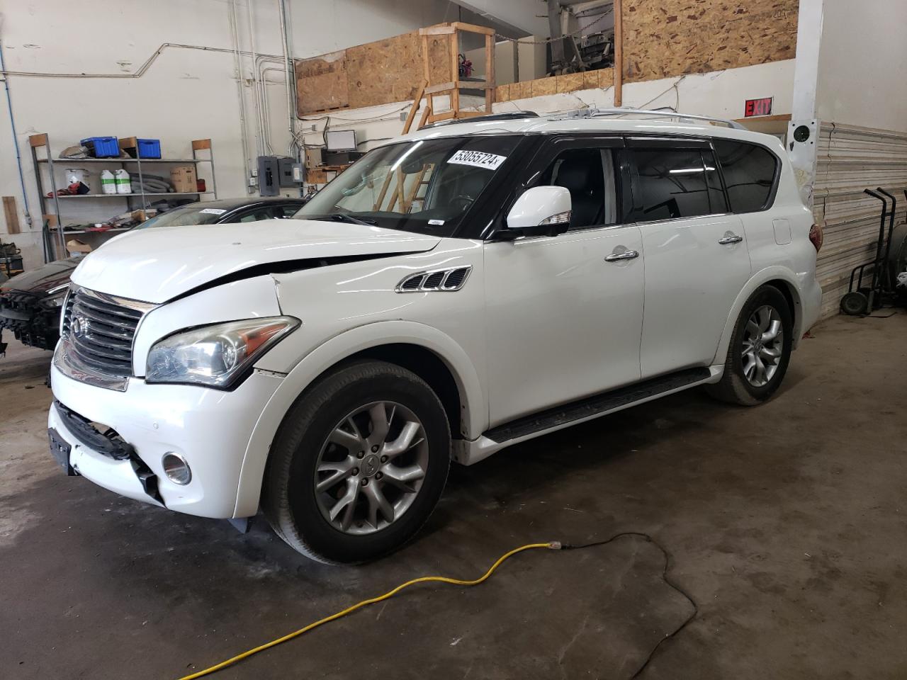 2012 INFINITI QX56