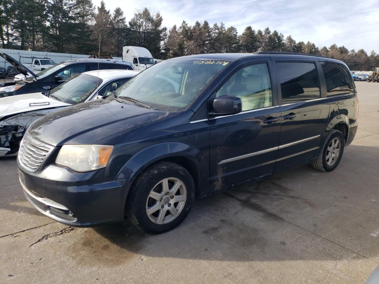 2013 CHRYSLER TOWN & COUNTRY TOURING