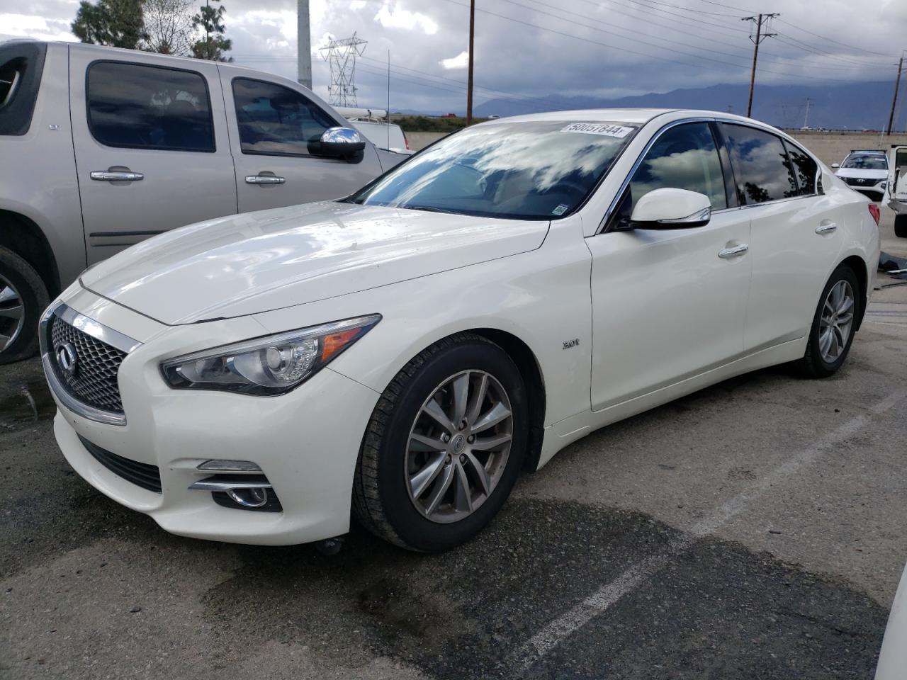 2017 INFINITI Q50 PREMIUM