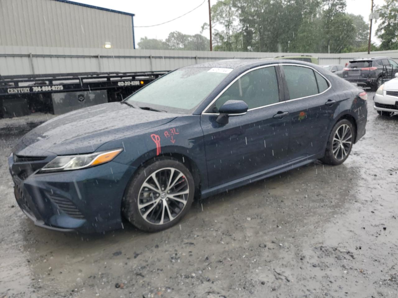 2019 TOYOTA CAMRY L