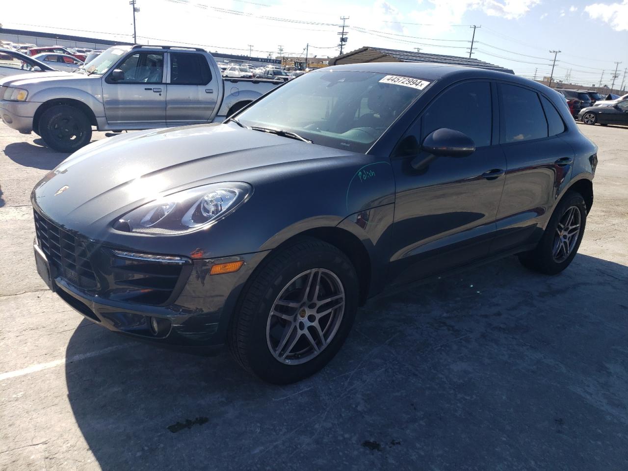 2018 PORSCHE MACAN