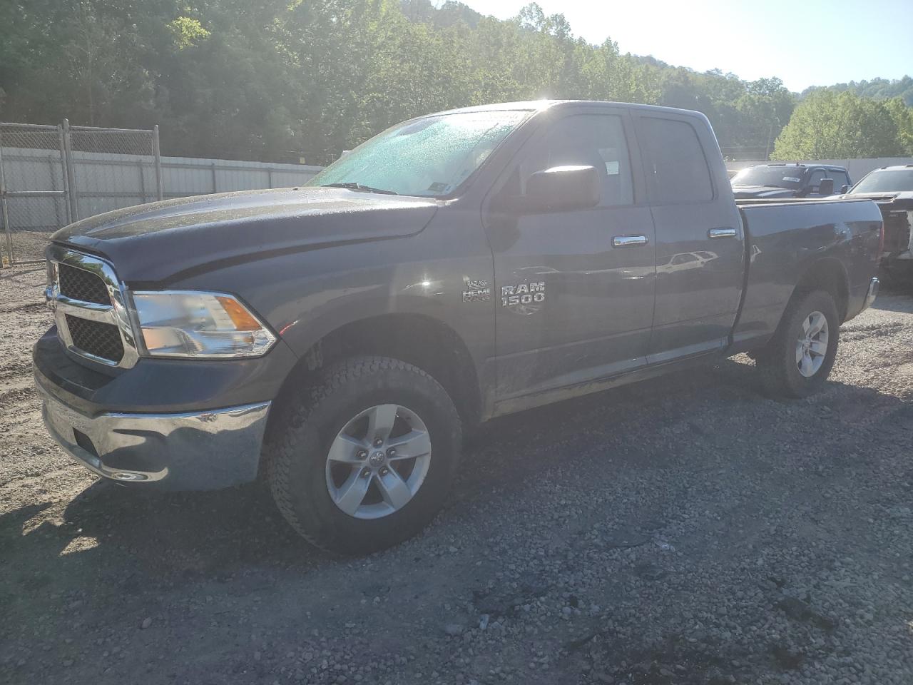 2016 RAM 1500 SLT