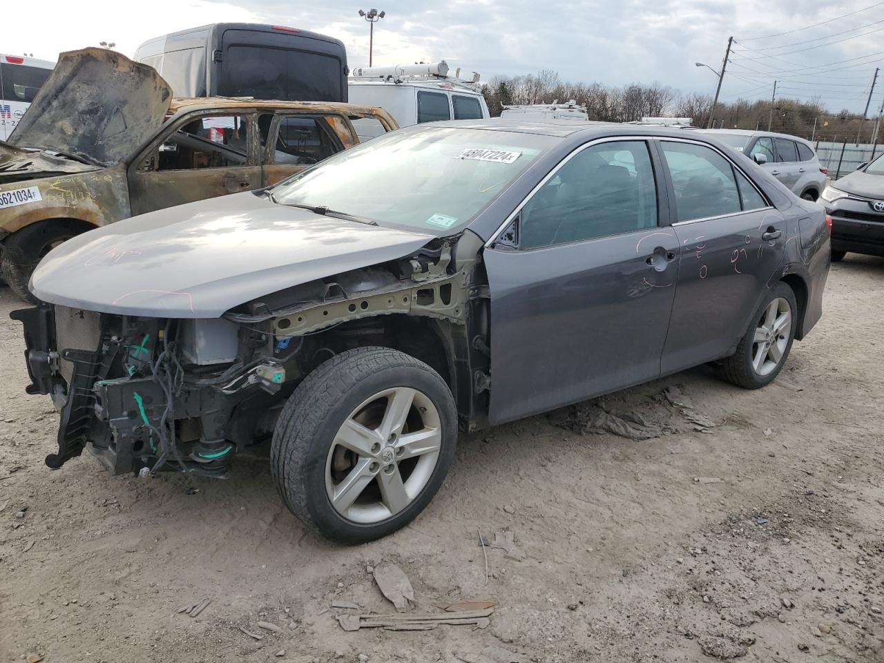 2013 TOYOTA CAMRY L