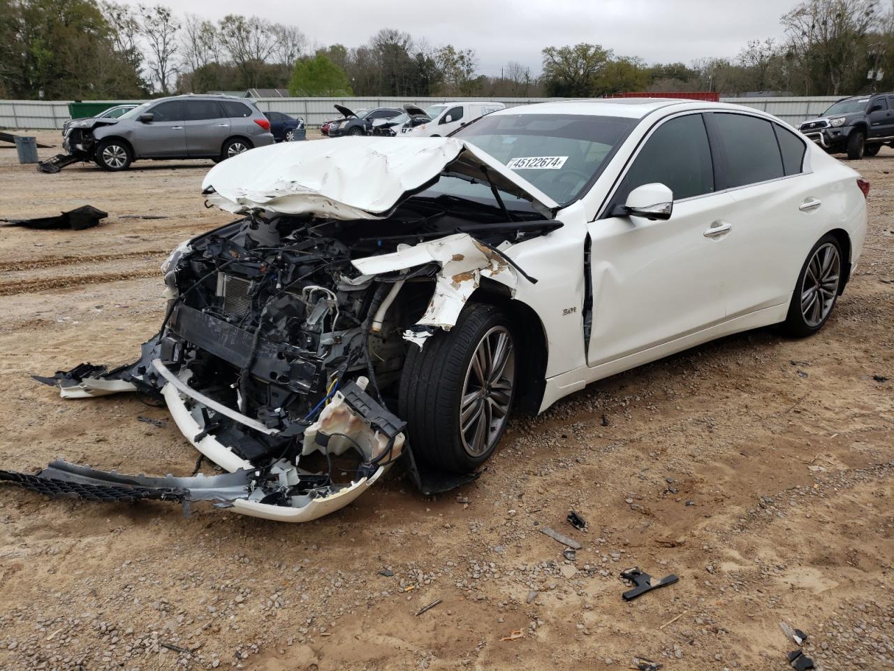 2018 INFINITI Q50 LUXE