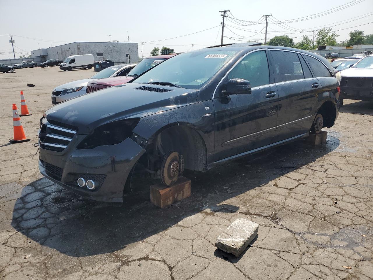 2011 MERCEDES-BENZ R 350 BLUETEC