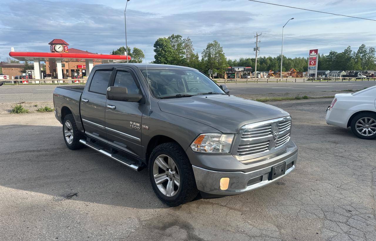 2013 RAM 1500 SLT