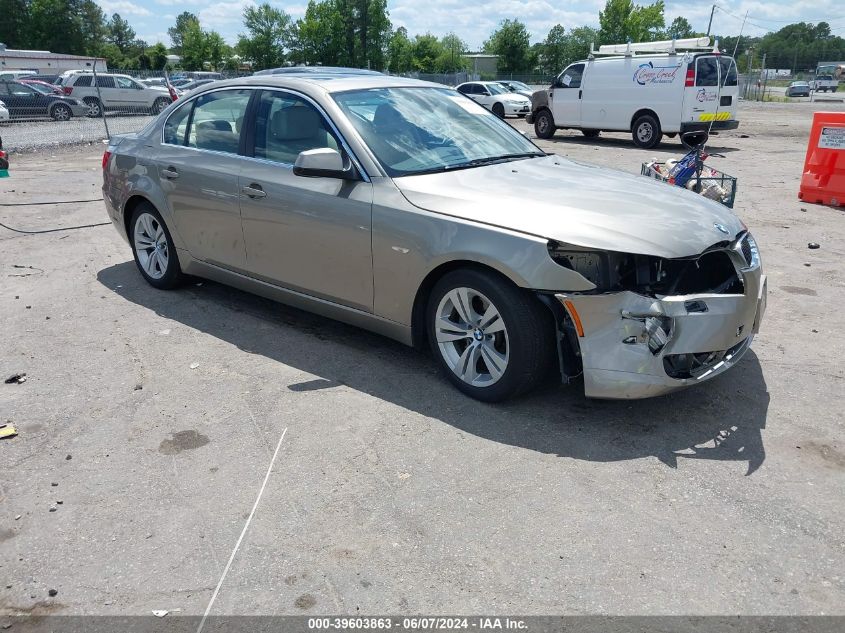 2010 BMW 528I