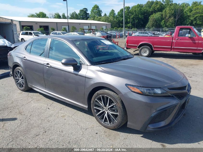 2022 TOYOTA CAMRY SE HYBRID