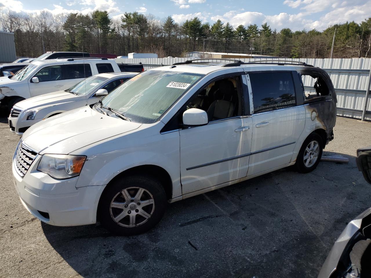 2010 CHRYSLER TOWN & COUNTRY TOURING