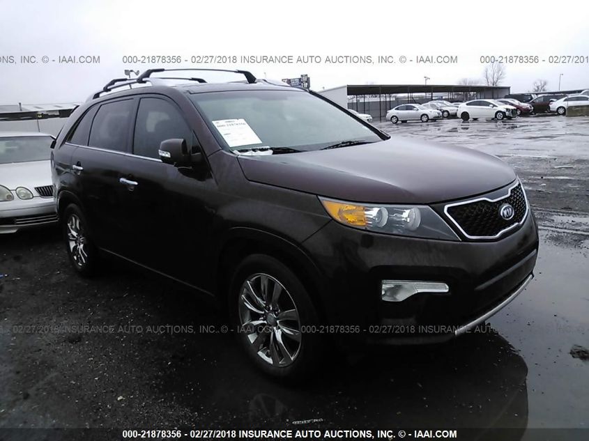 2013 KIA SORENTO SX