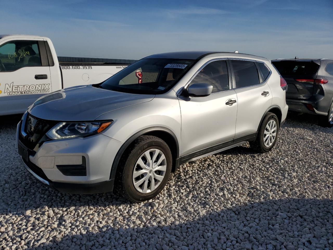 2017 NISSAN ROGUE S