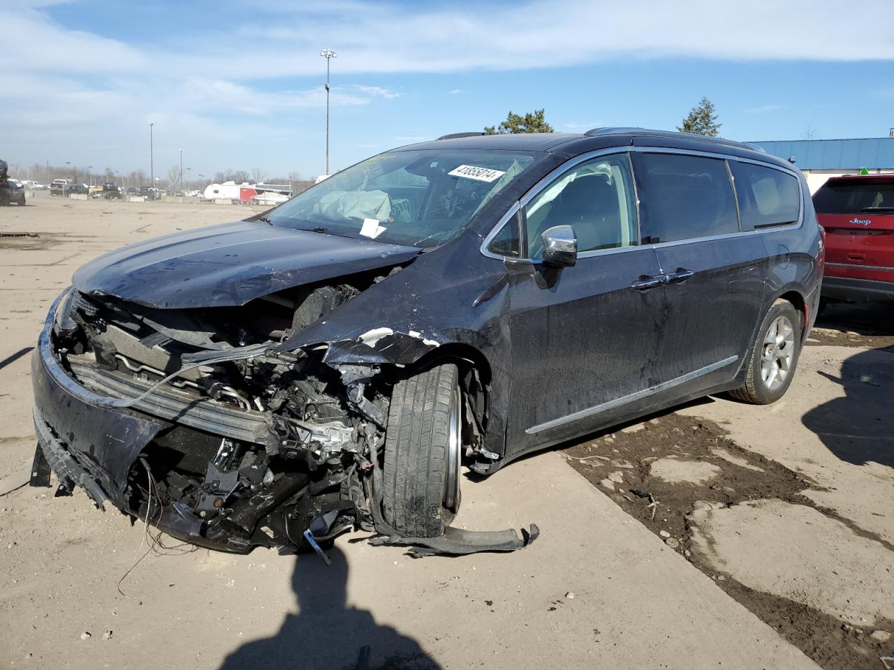 2019 CHRYSLER PACIFICA LIMITED