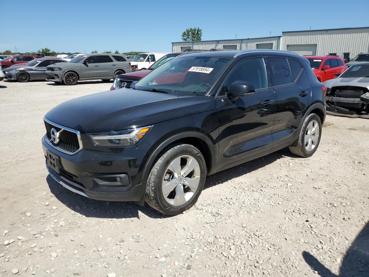 2021 VOLVO XC40 T5 MOMENTUM