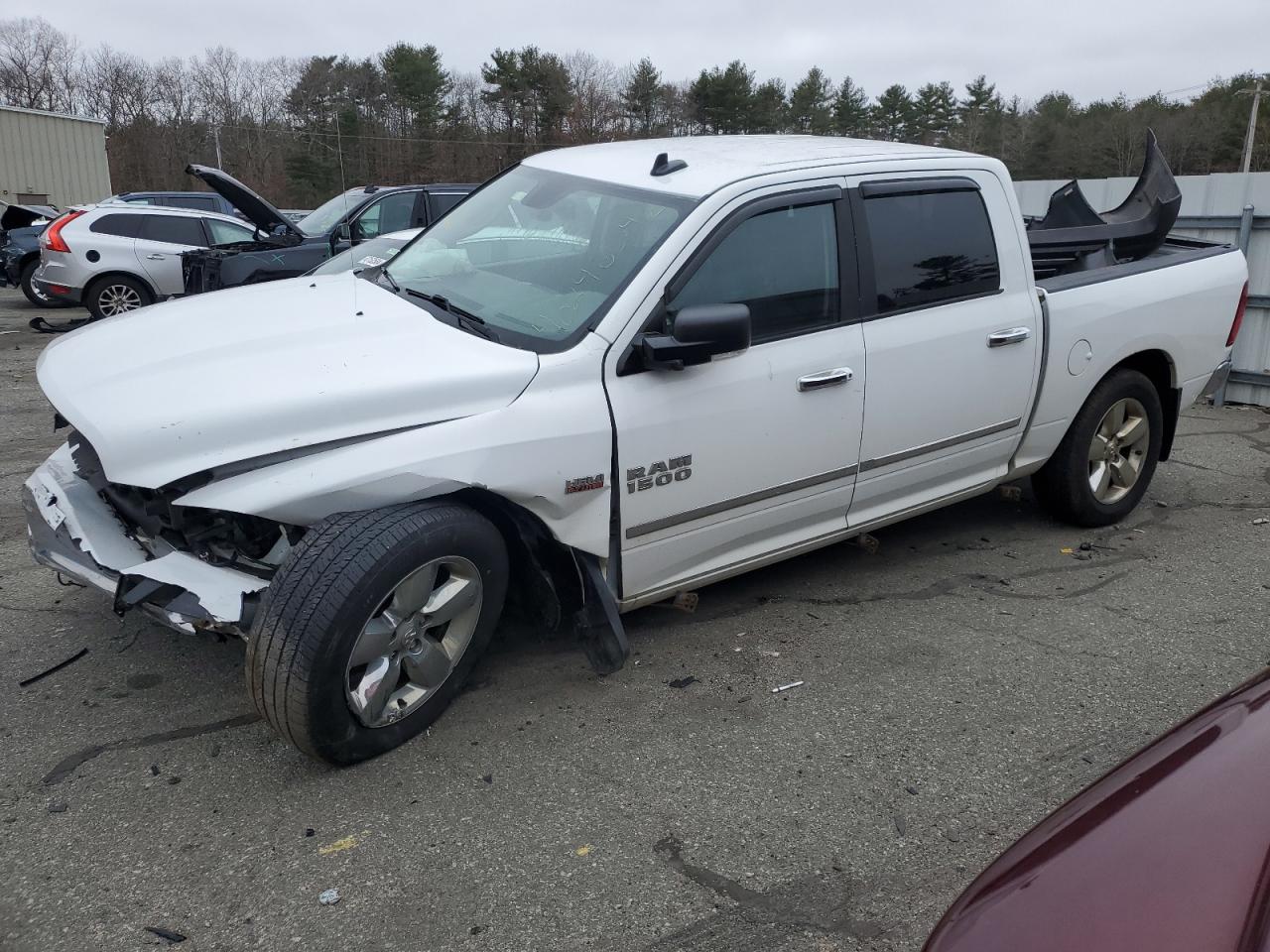 2016 RAM 1500 SLT