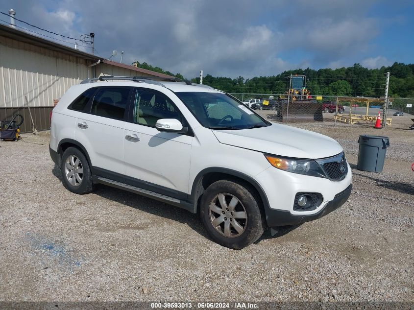 2013 KIA SORENTO LX