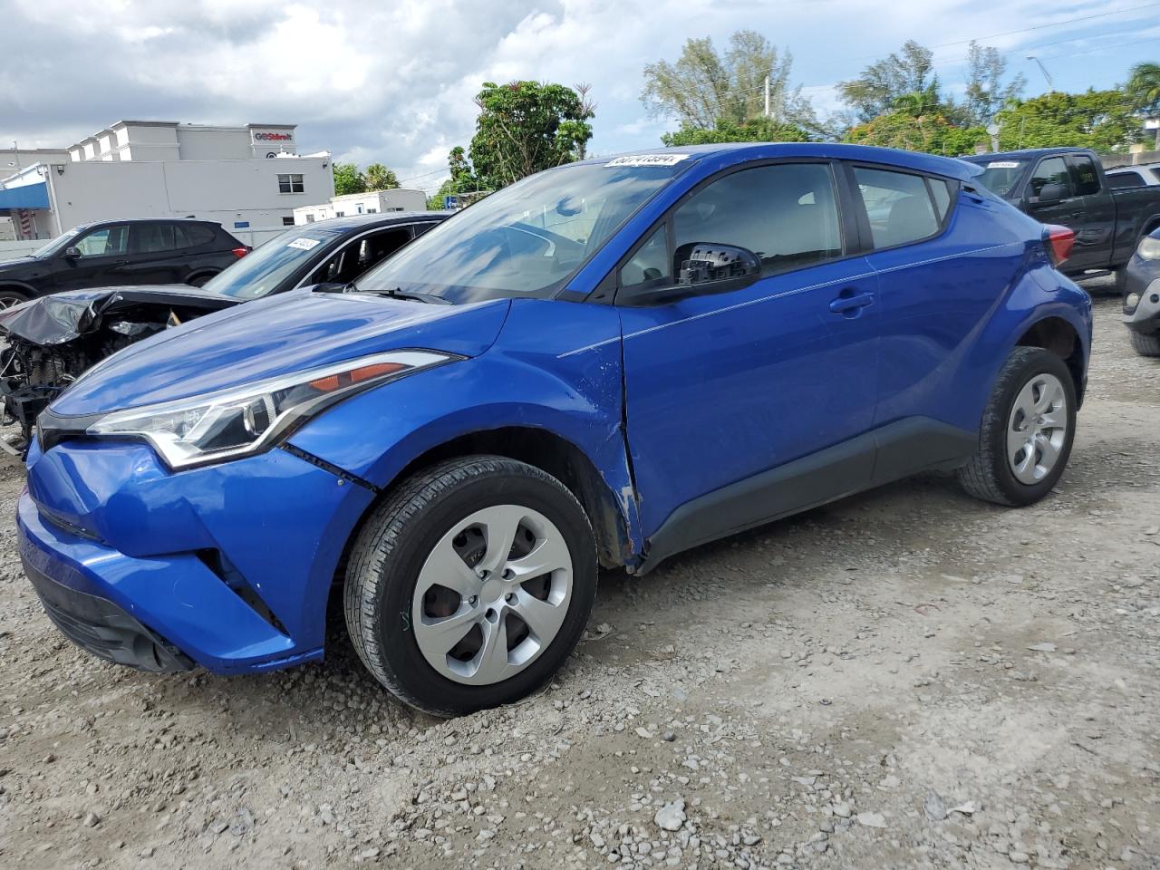 2019 TOYOTA C-HR XLE