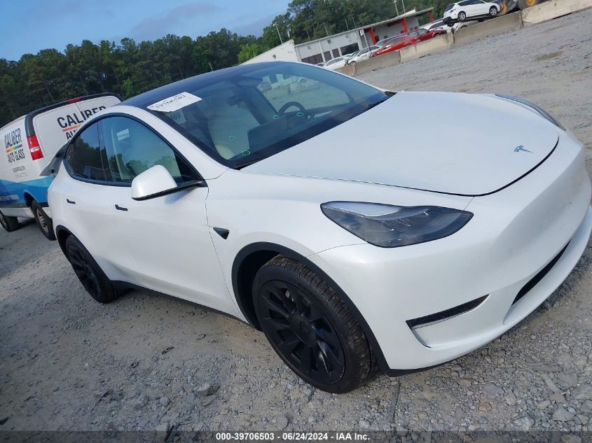 2024 TESLA MODEL Y