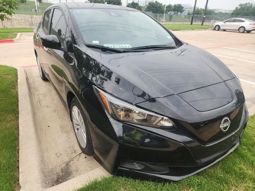 2023 NISSAN LEAF S