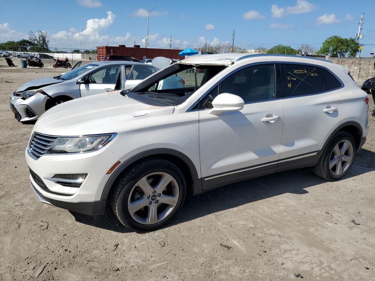 2018 LINCOLN MKC PREMIERE