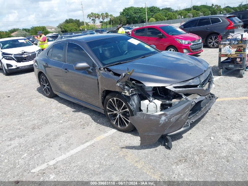 2019 TOYOTA CAMRY SE