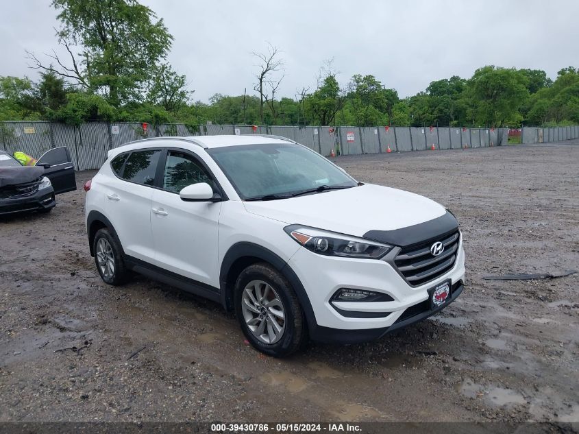 2016 HYUNDAI TUCSON SE