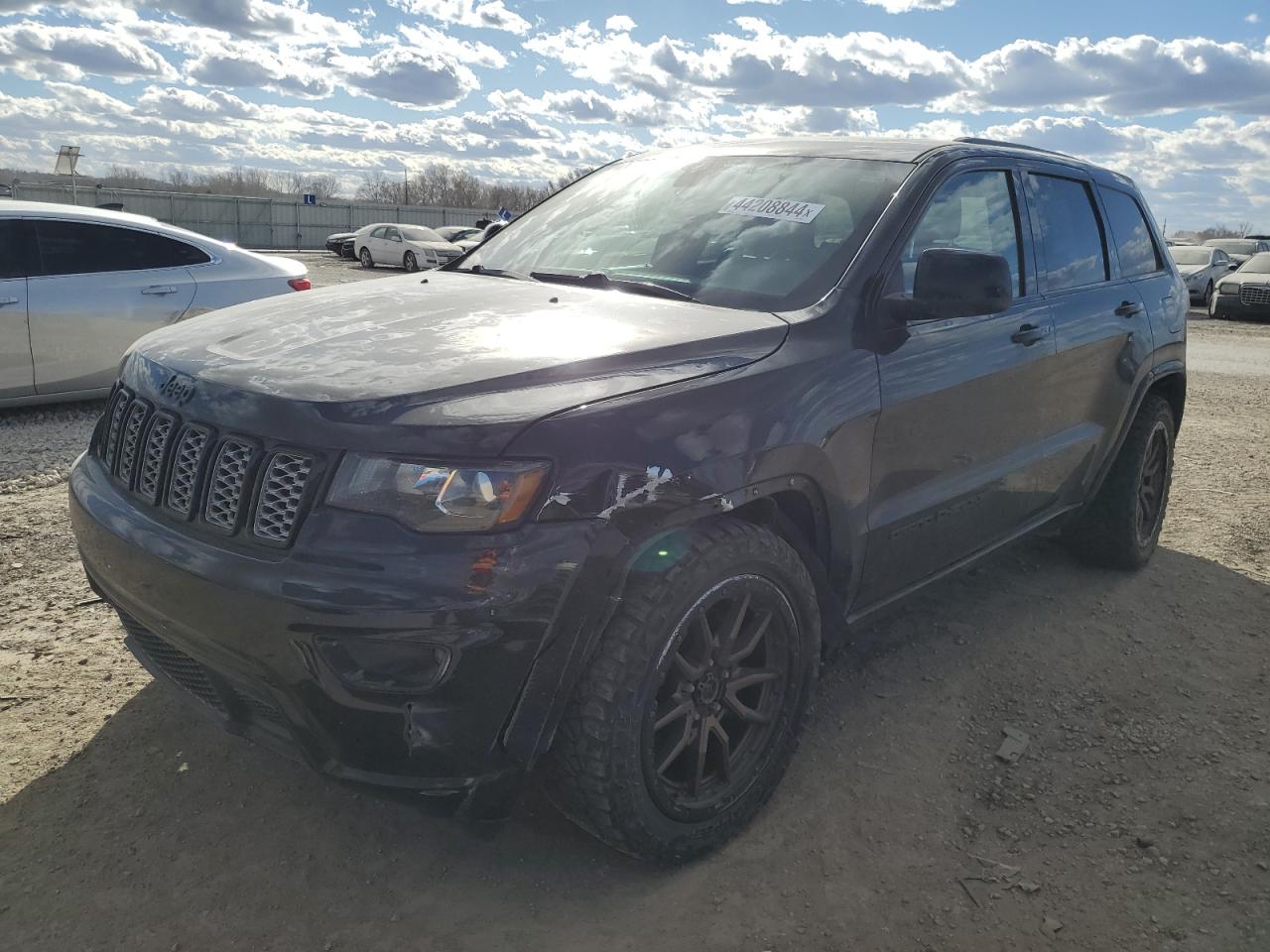 2019 JEEP GRAND CHEROKEE LAREDO