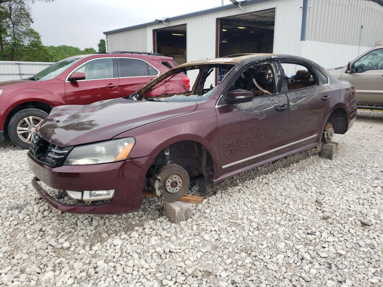 2013 VOLKSWAGEN PASSAT SEL