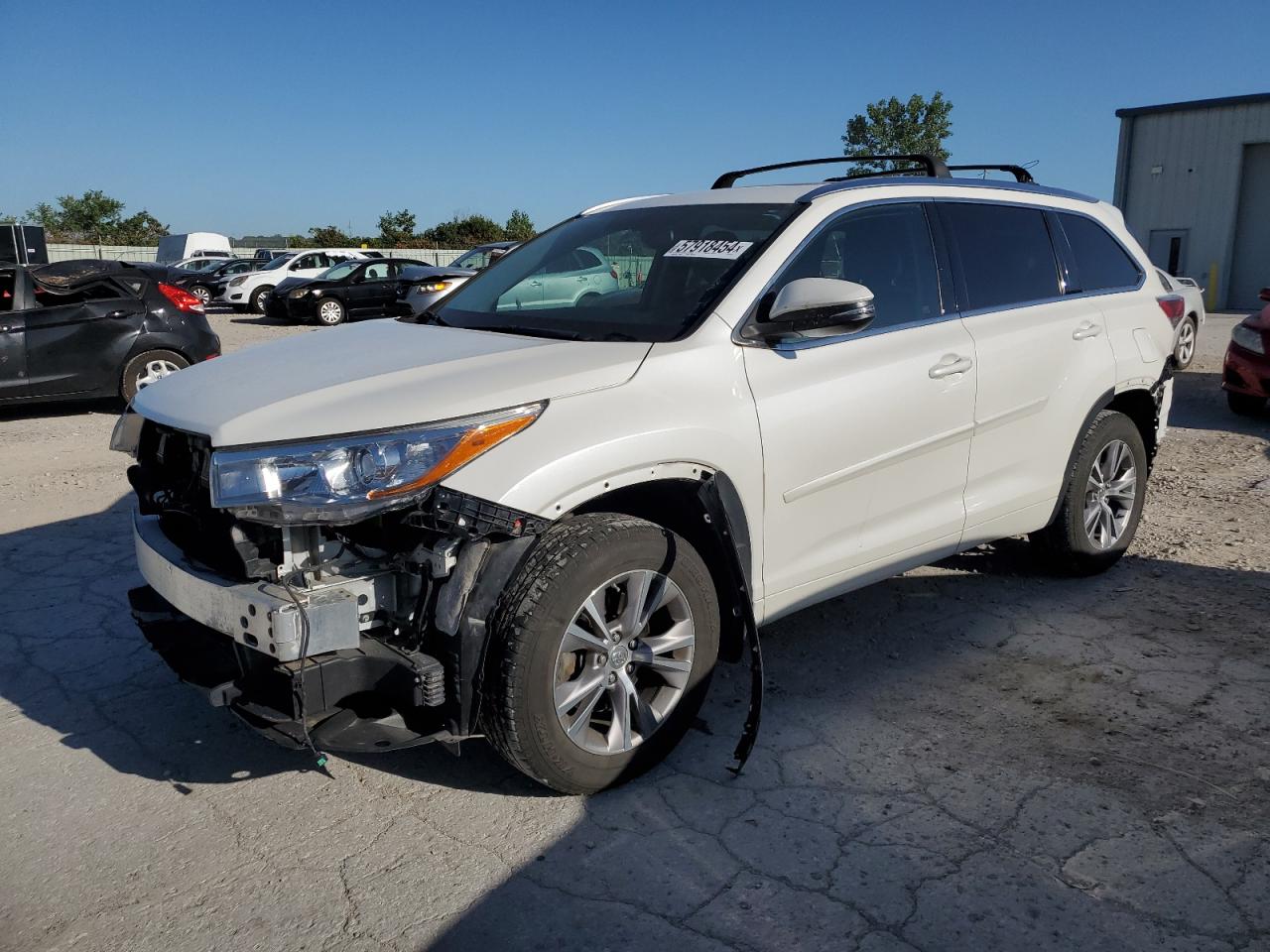 2015 TOYOTA HIGHLANDER XLE