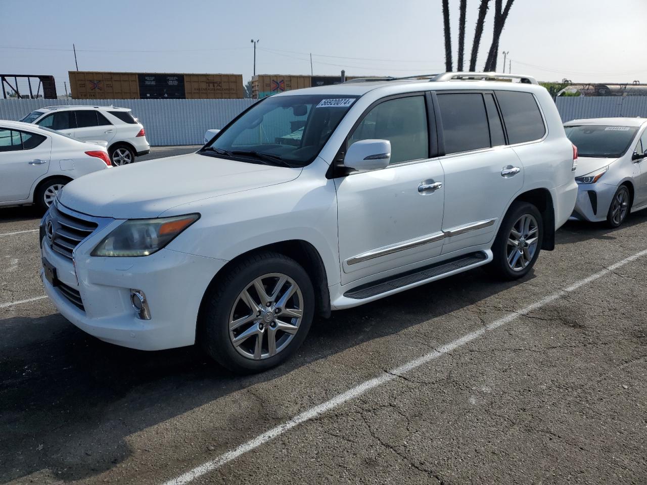 2013 LEXUS LX 570