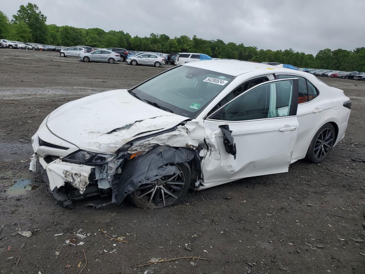 2021 TOYOTA CAMRY SE