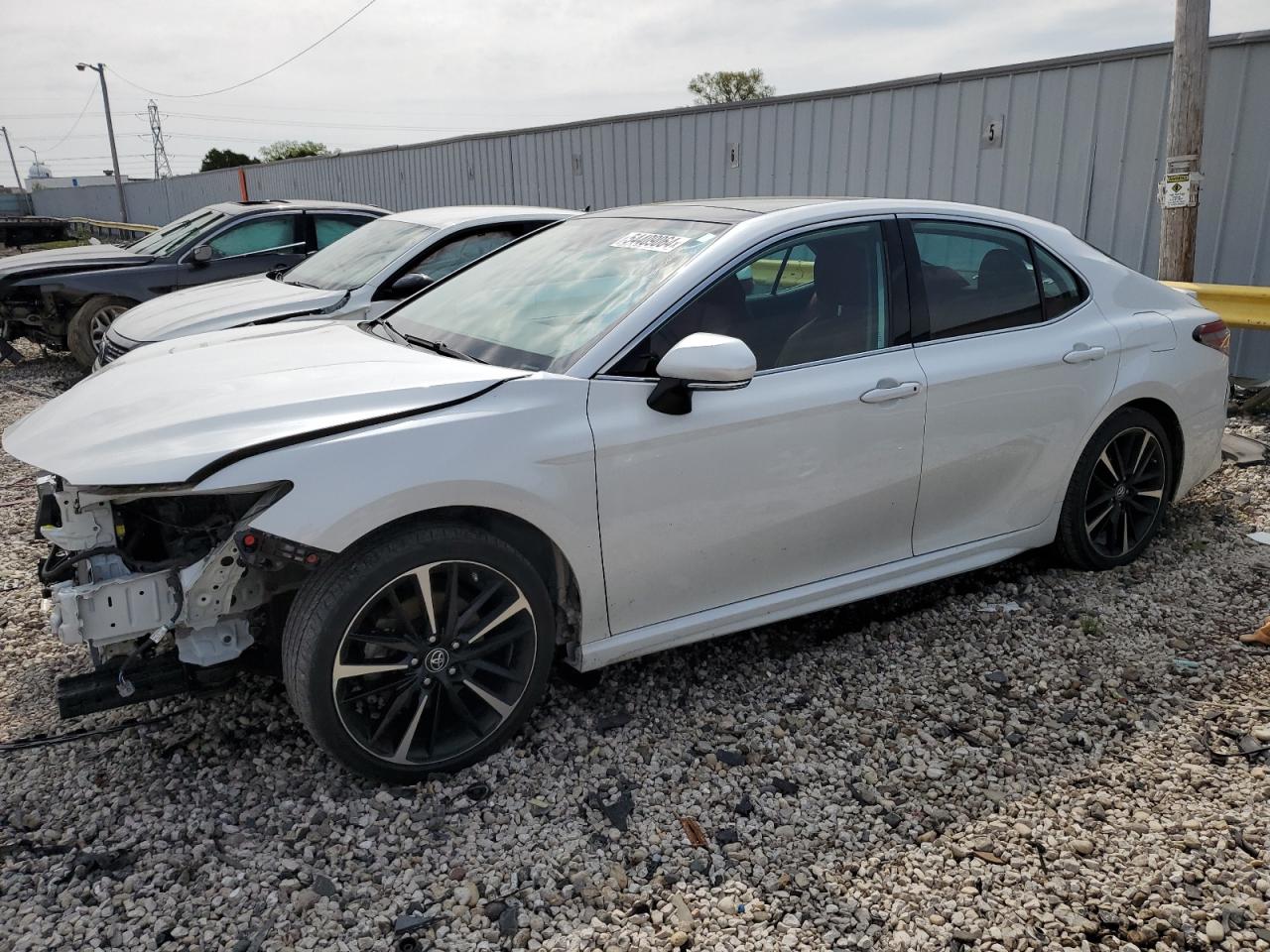 2019 TOYOTA CAMRY XSE