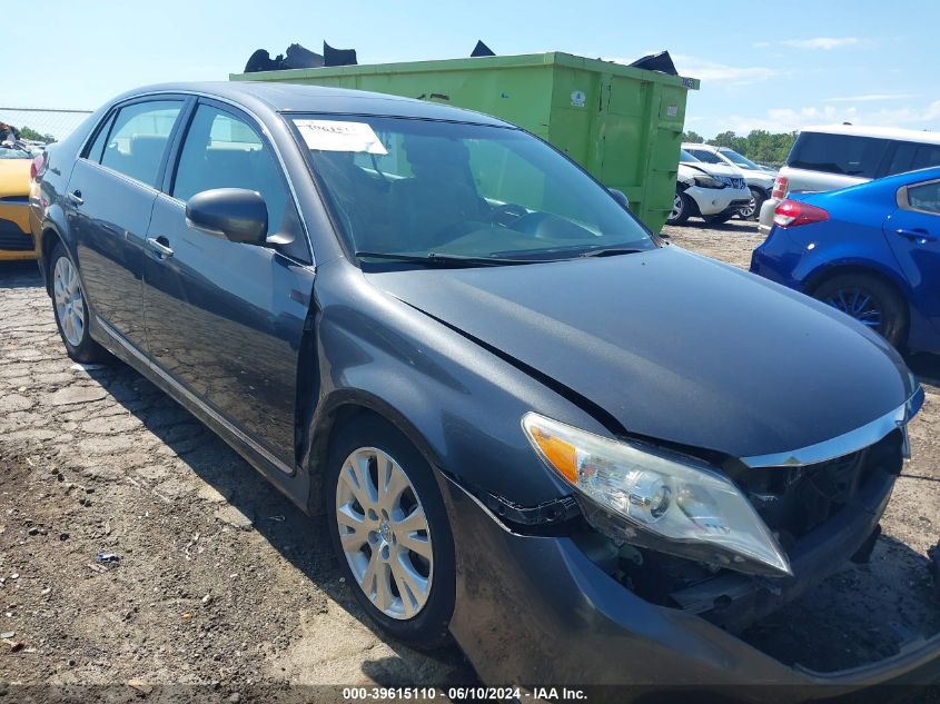 2012 TOYOTA AVALON