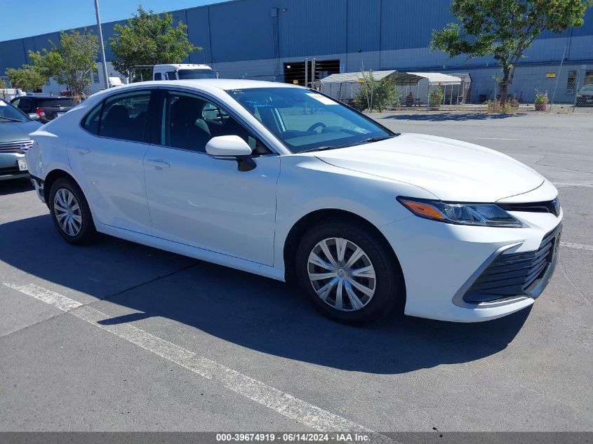 2022 TOYOTA CAMRY LE HYBRID