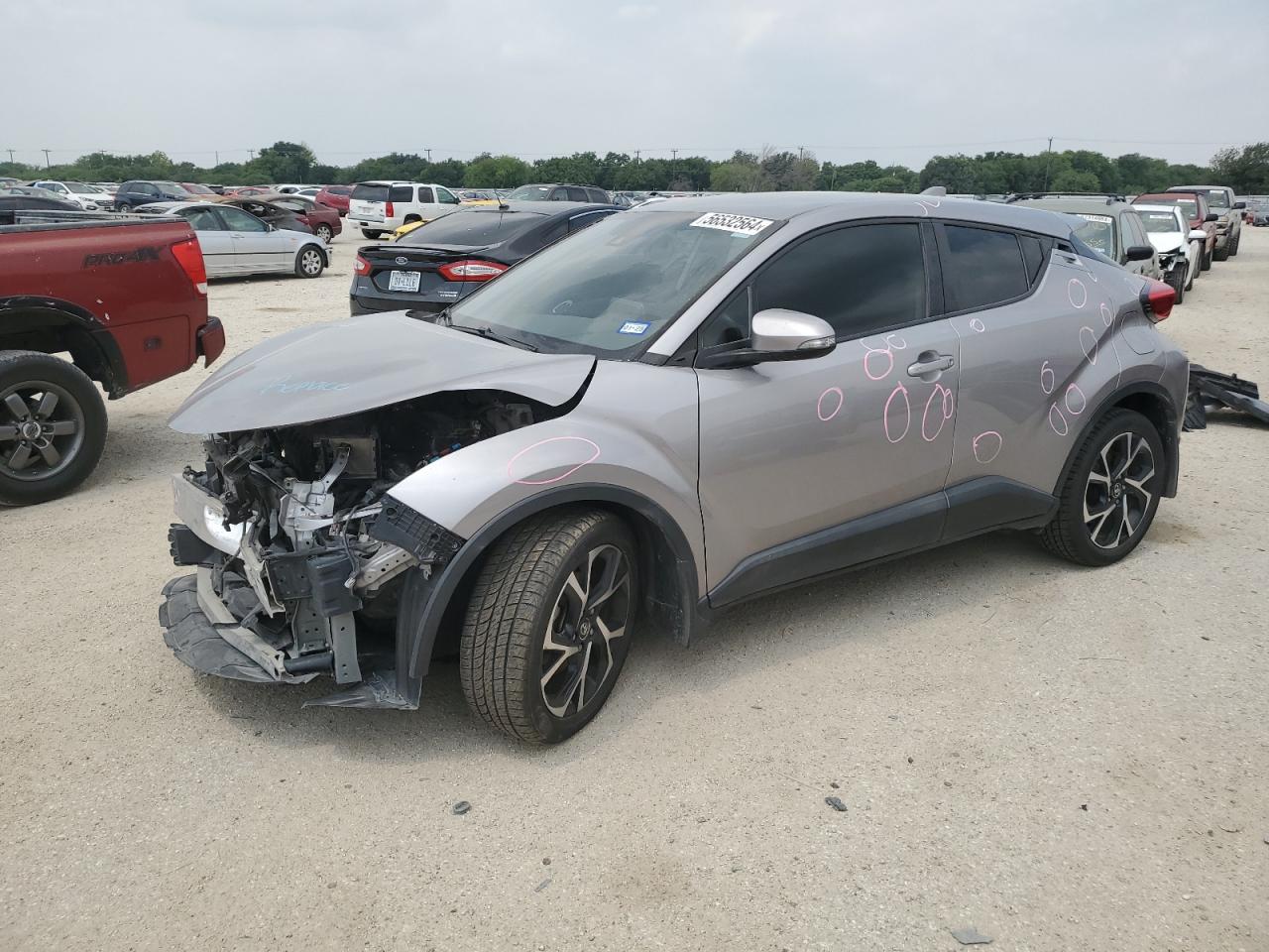 2019 TOYOTA C-HR XLE