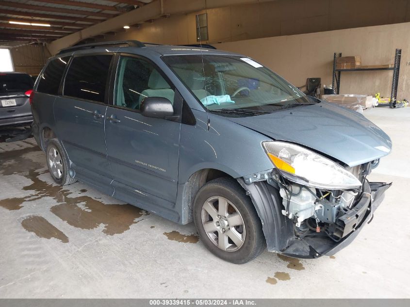 2010 TOYOTA SIENNA LE