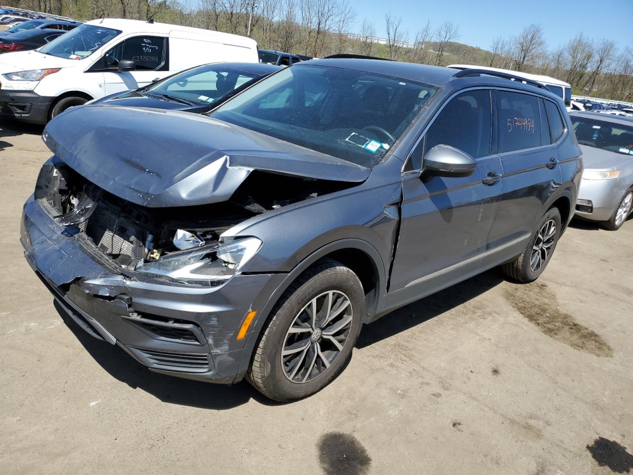 2021 VOLKSWAGEN TIGUAN SE