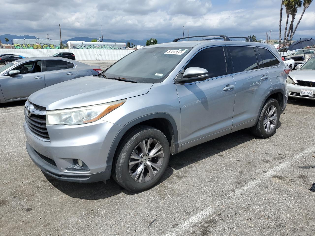 2015 TOYOTA HIGHLANDER LE