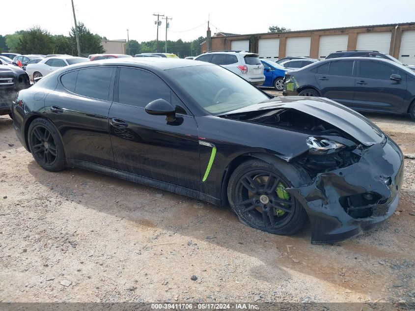 2012 PORSCHE PANAMERA 4