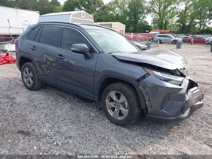 2022 TOYOTA RAV4 XLE HYBRID