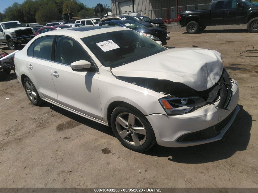 2014 VOLKSWAGEN JETTA 2.0L TDI